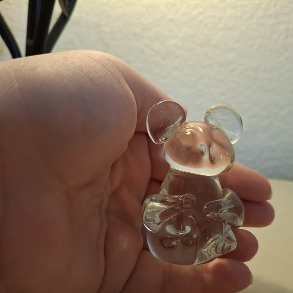 Crystal Bear Figurine - Picture 3 of 3